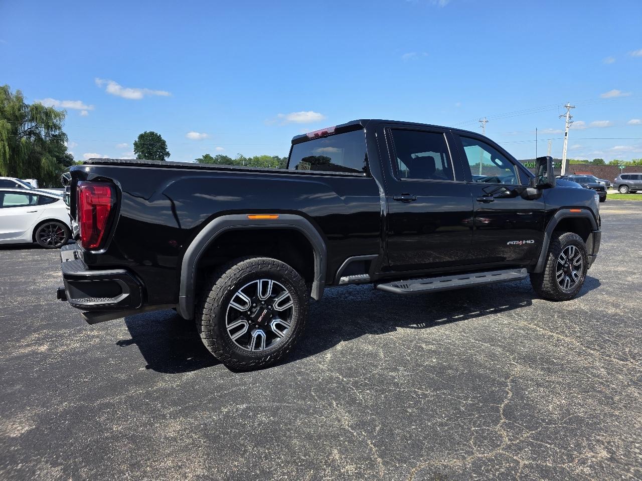 GMC Sierra 2500HD AT4 Crew Cab 4WD 2021