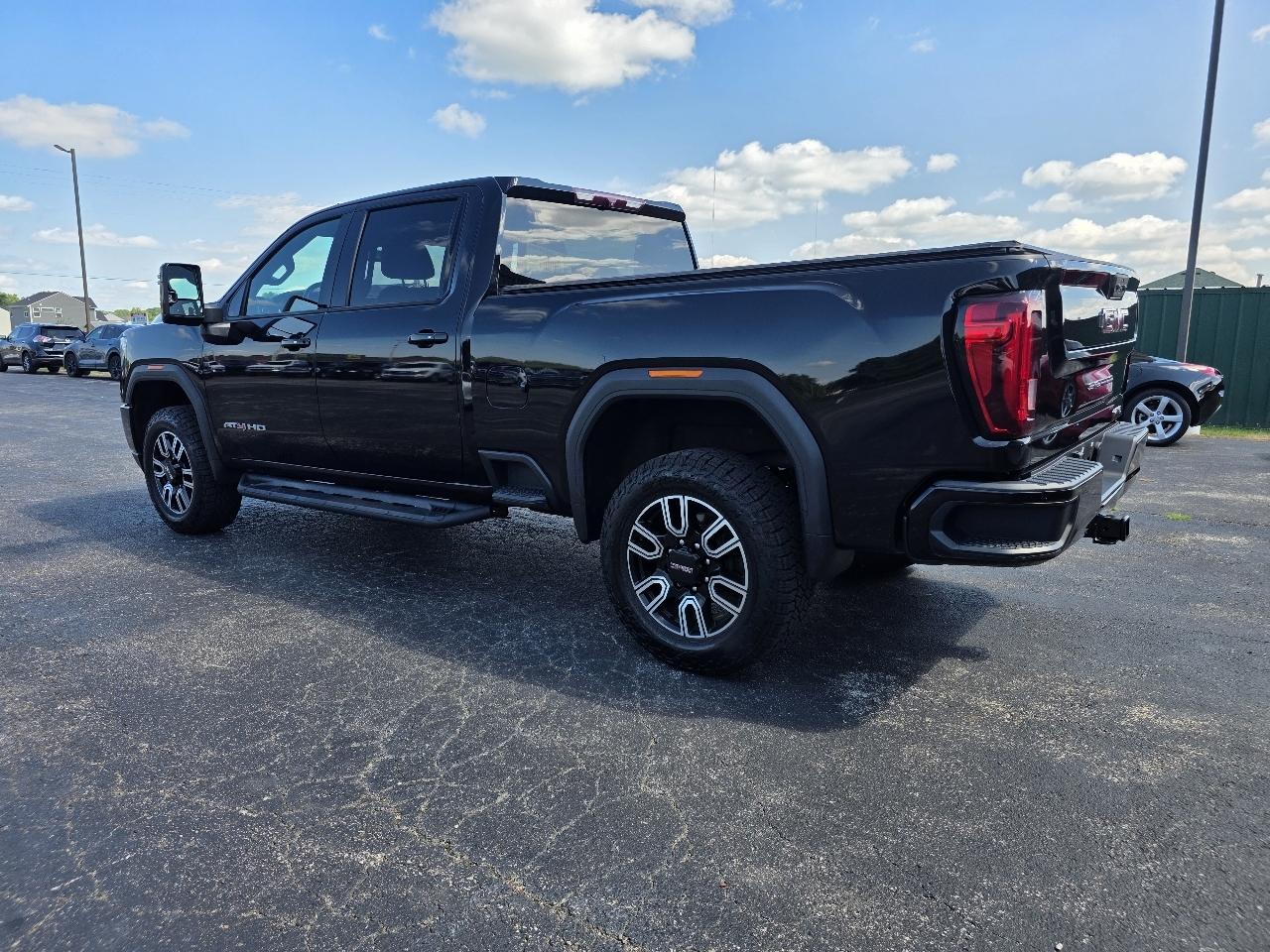 GMC Sierra 2500HD AT4 Crew Cab 4WD 2021