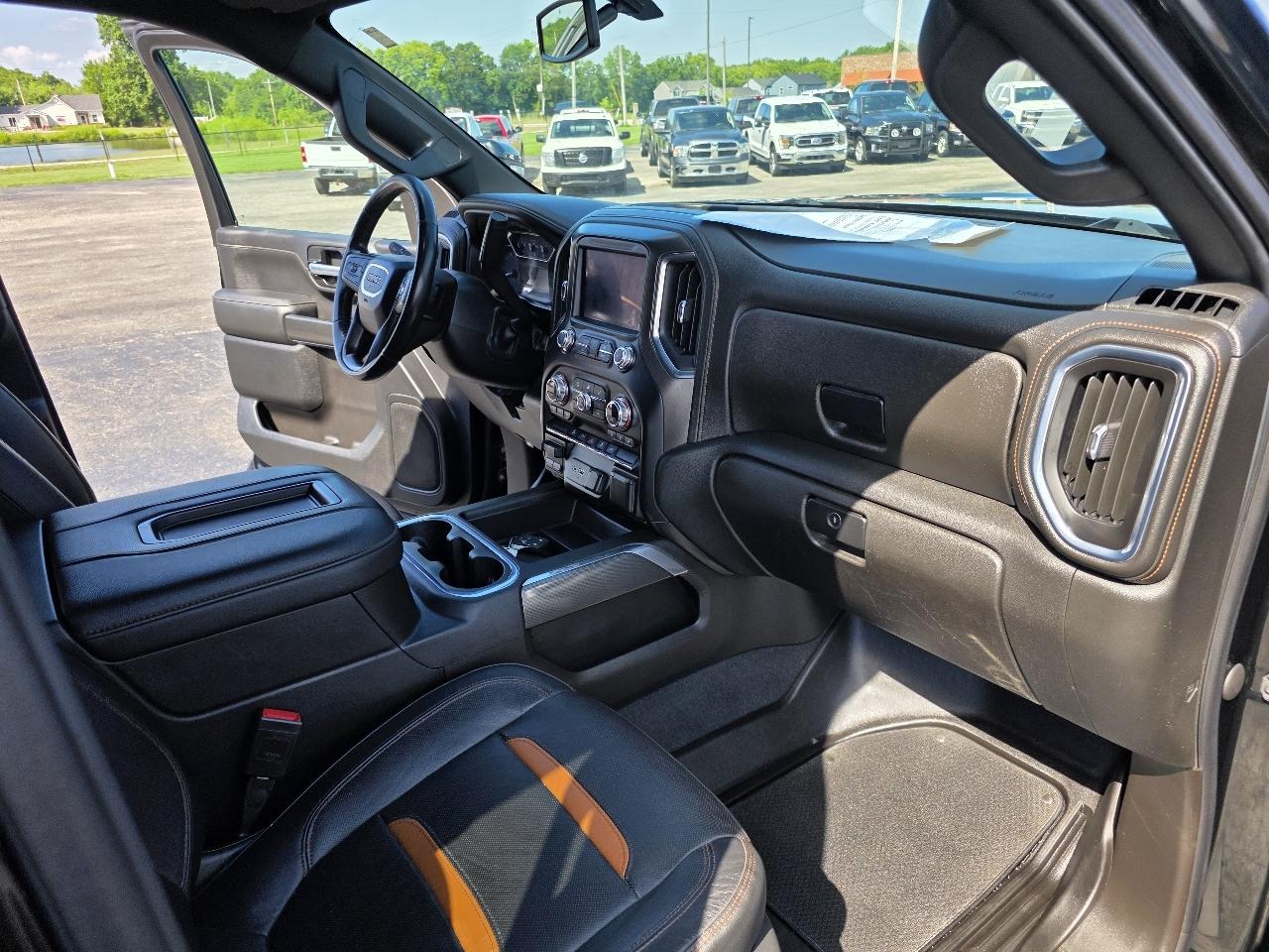 GMC Sierra 2500HD AT4 Crew Cab 4WD 2021