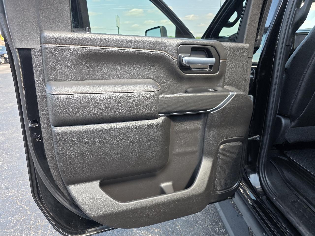 GMC Sierra 2500HD AT4 Crew Cab 4WD 2021