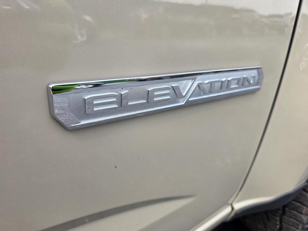 GMC Canyon Elevation Crew Cab 4WD 2022