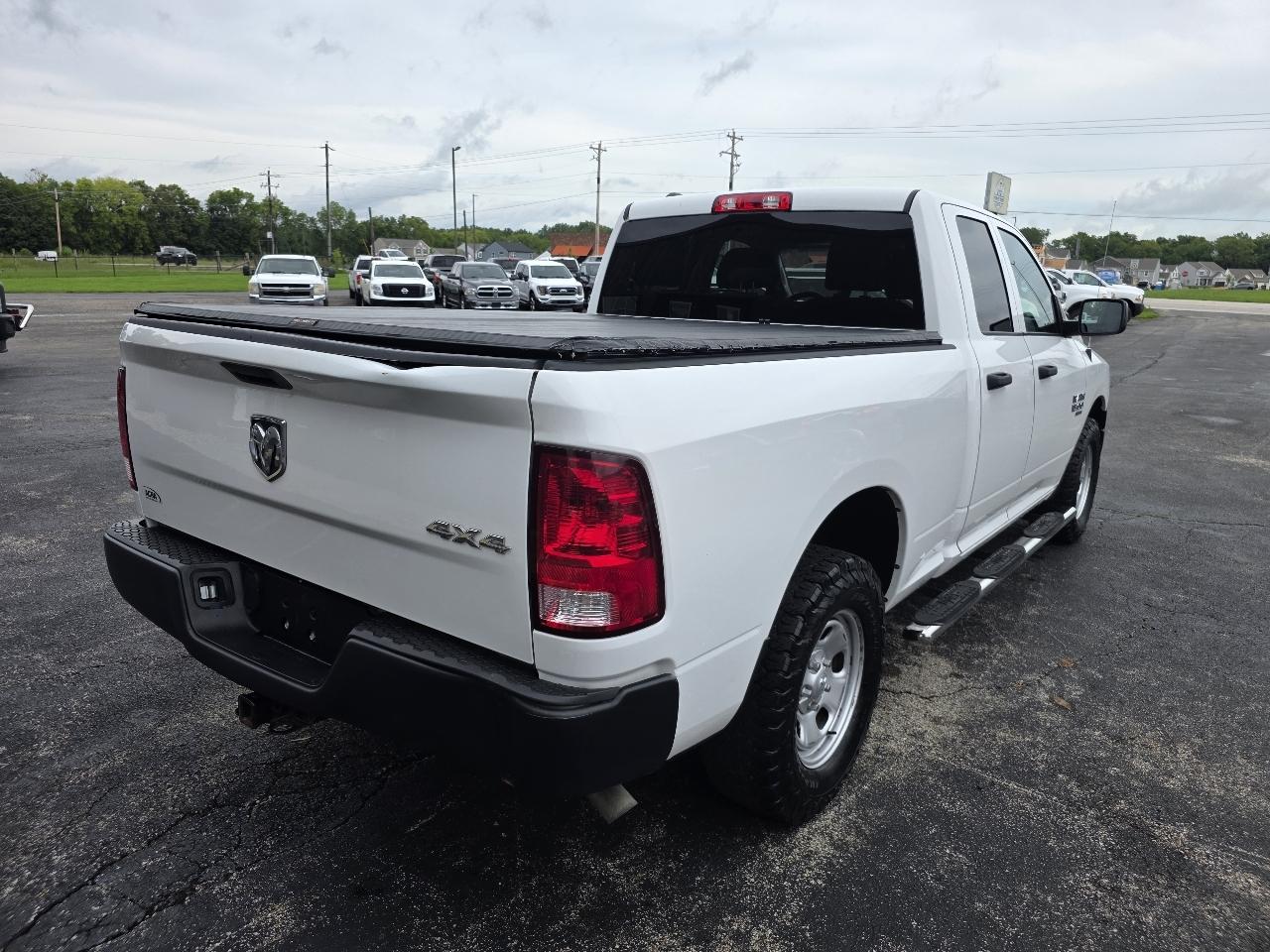RAM 1500 Classic Tradesman Quad Cab 4WD 2021