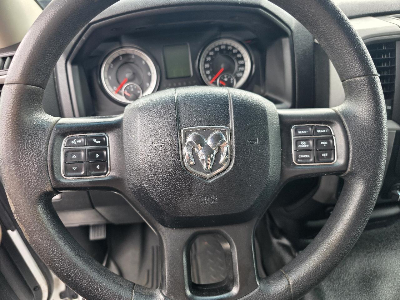 RAM 1500 Classic Tradesman Quad Cab 4WD 2021