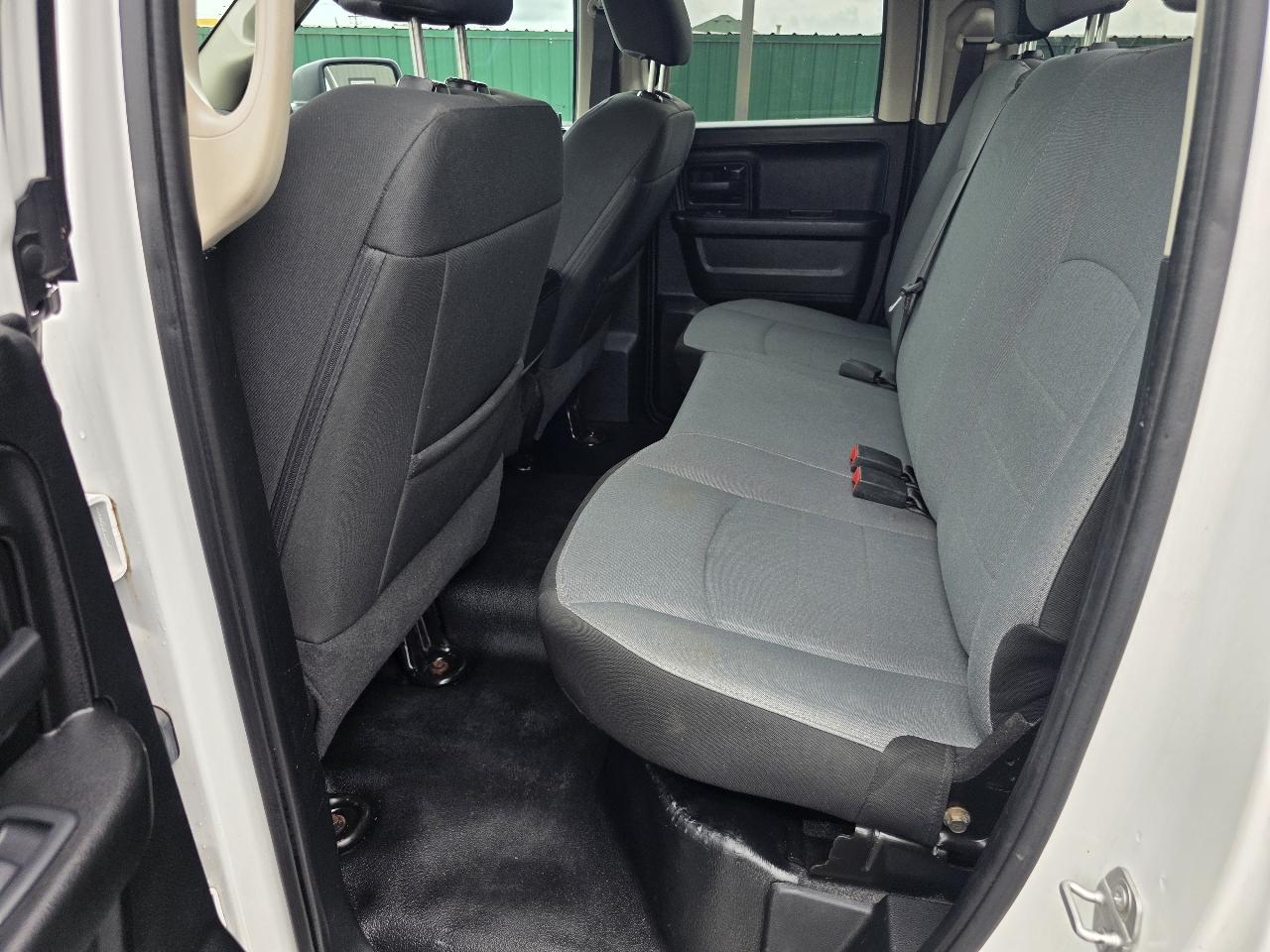 RAM 1500 Classic Tradesman Quad Cab 4WD 2021