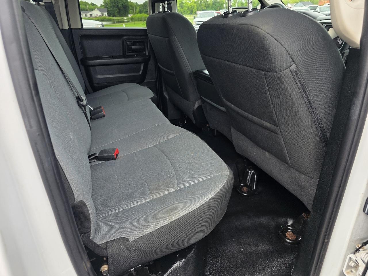 RAM 1500 Classic Tradesman Quad Cab 4WD 2021