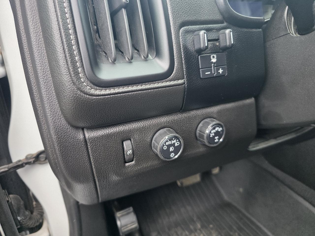 GMC Canyon SLE Crew Cab 4WD 2019