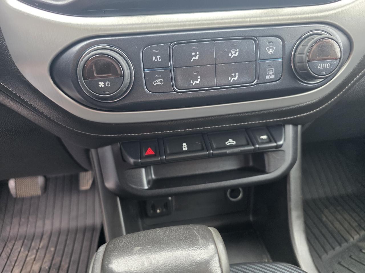 GMC Canyon SLE Crew Cab 4WD 2019