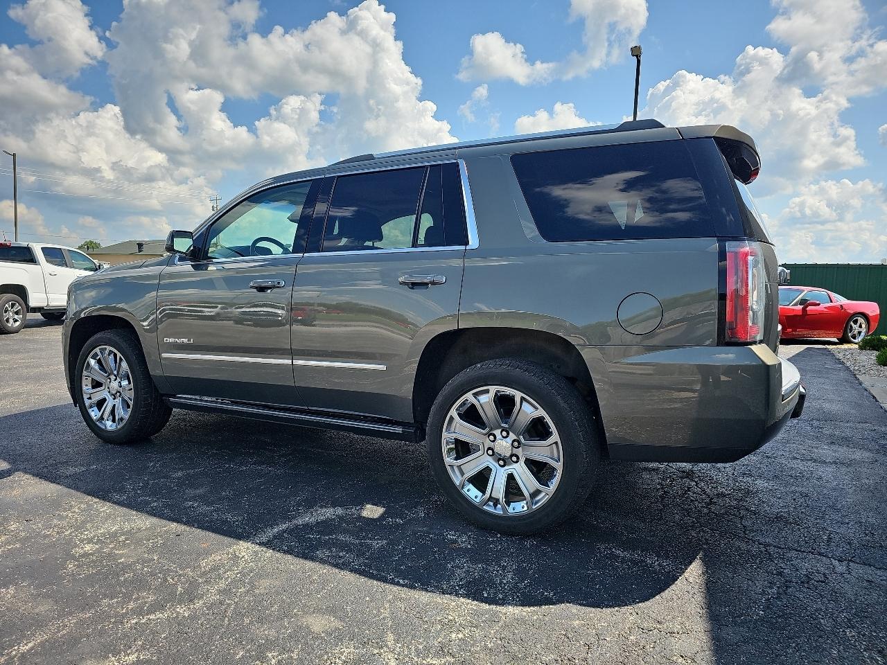 GMC Yukon Denali 4WD 2018