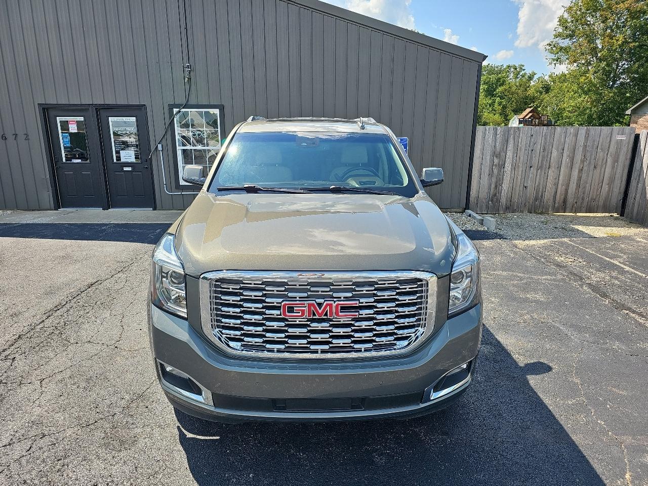 GMC Yukon Denali 4WD 2018
