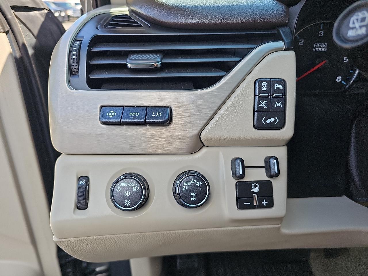 GMC Yukon Denali 4WD 2018