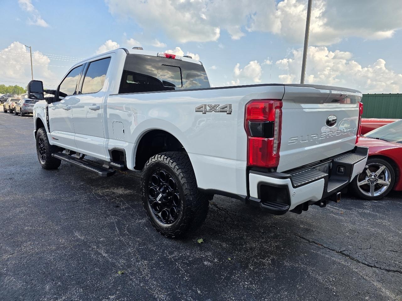 Ford F-350 SD XLT Crew Cab 4WD 2024