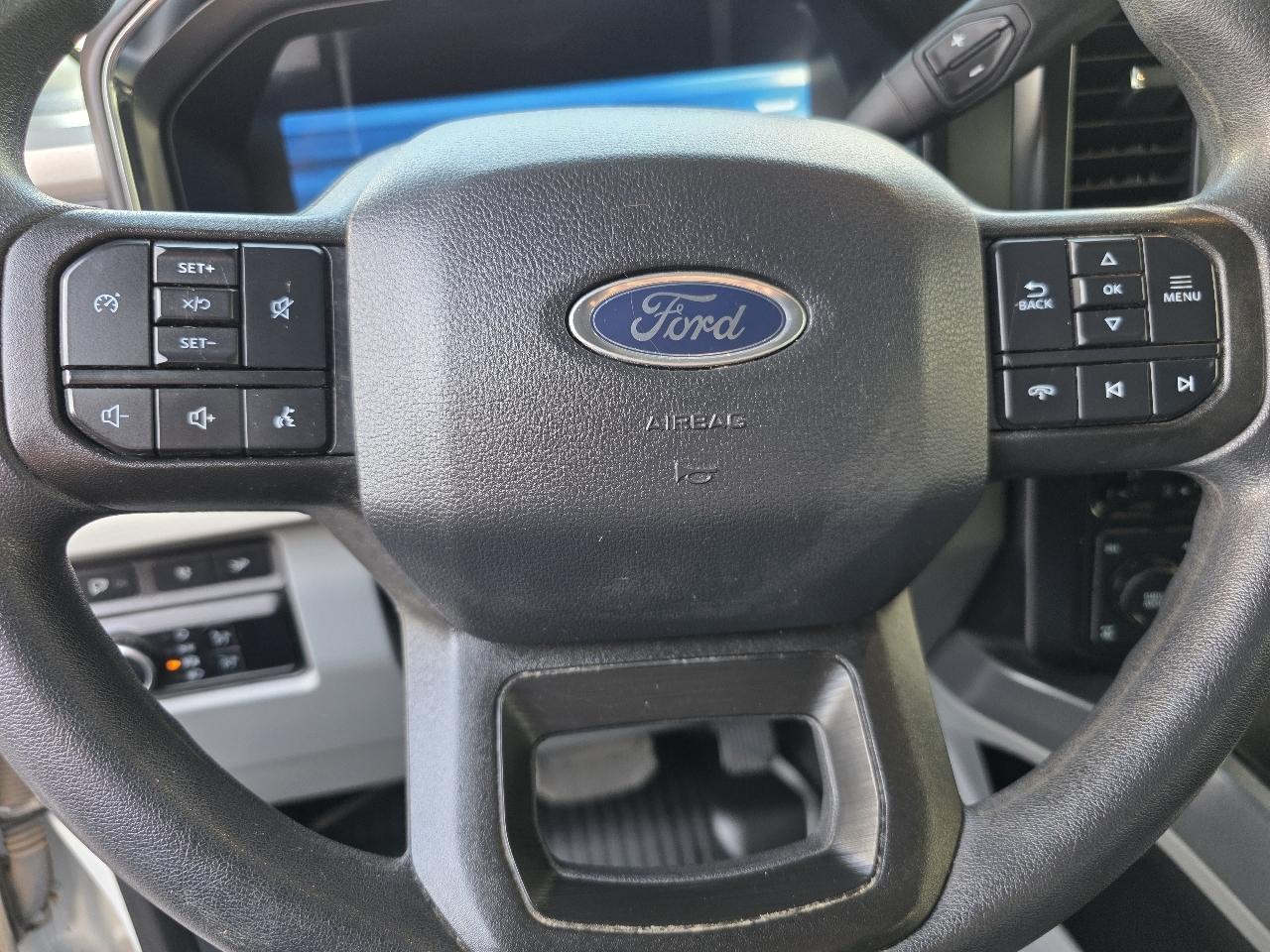 Ford F-350 SD XLT Crew Cab 4WD 2024