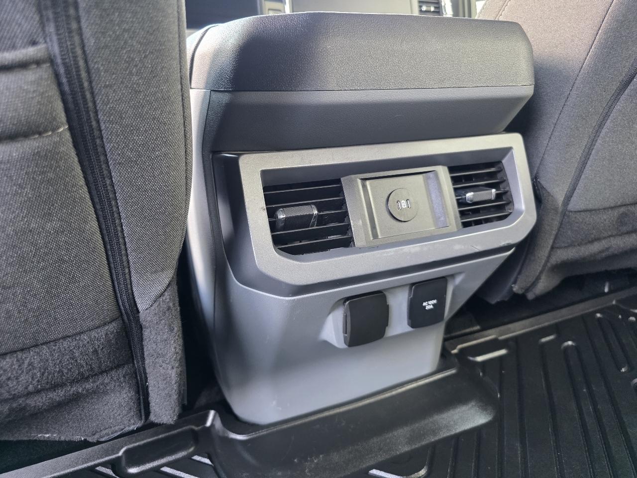 Ford F-350 SD XLT Crew Cab 4WD 2024