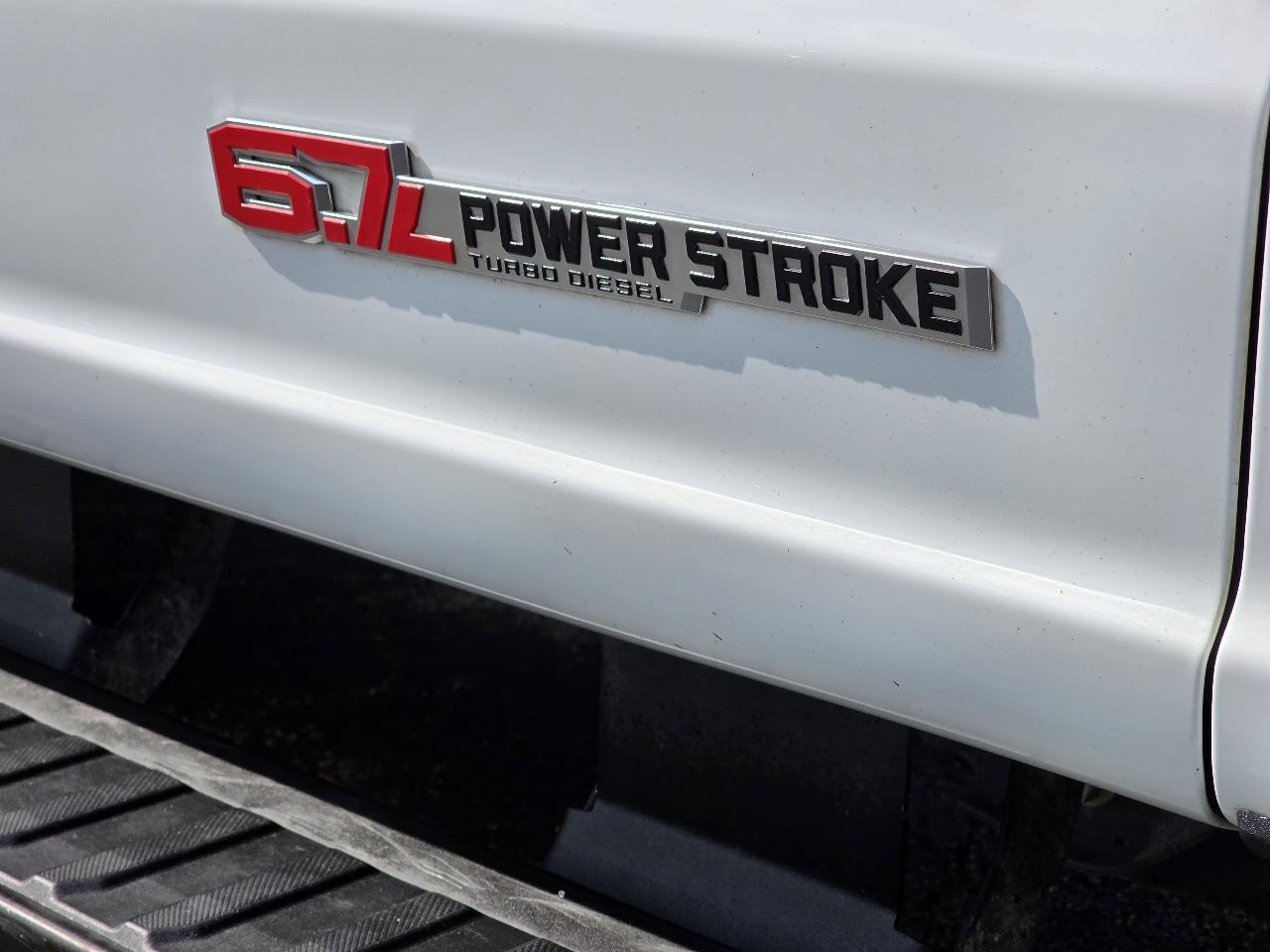 Ford F-350 SD XLT Crew Cab 4WD 2024