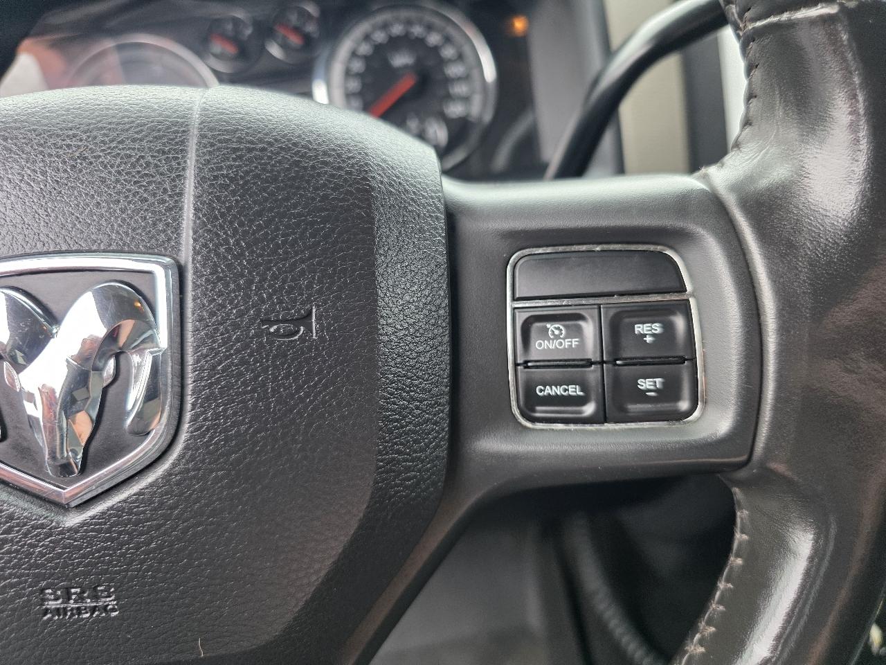Dodge 2500 SLT Crew Cab SWB 4WD 2012
