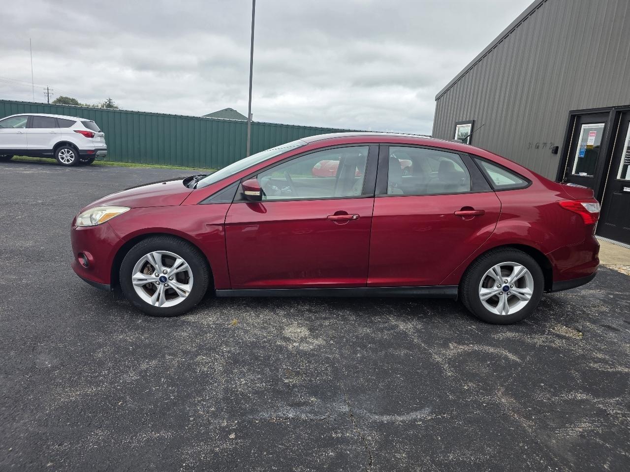Ford Focus SE Sedan 2013