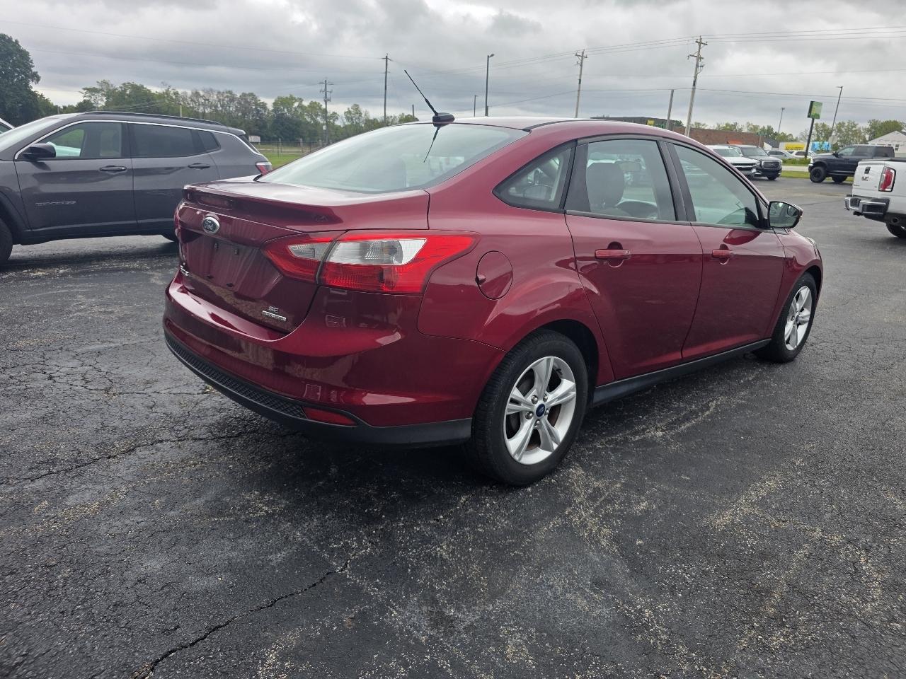 Ford Focus SE Sedan 2013