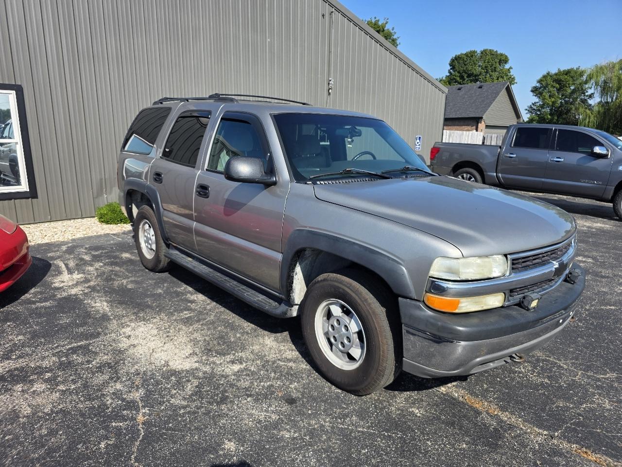 Chevrolet Tahoe 4WD 2001