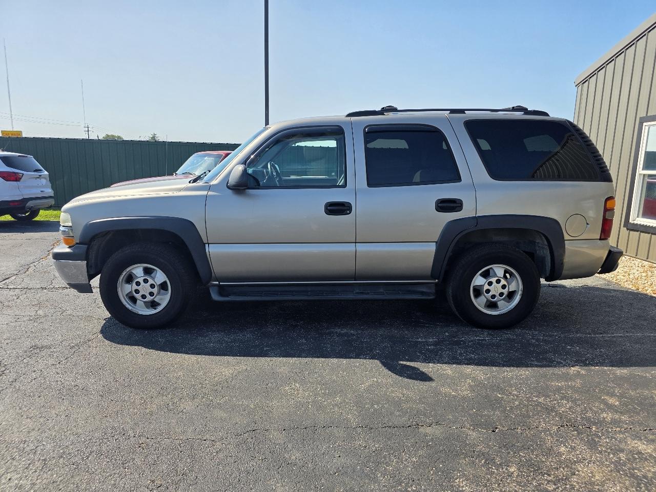 Chevrolet Tahoe 4WD 2001