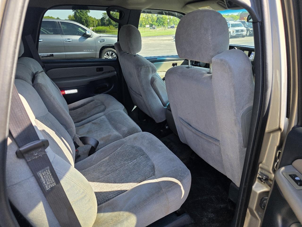 Chevrolet Tahoe 4WD 2001