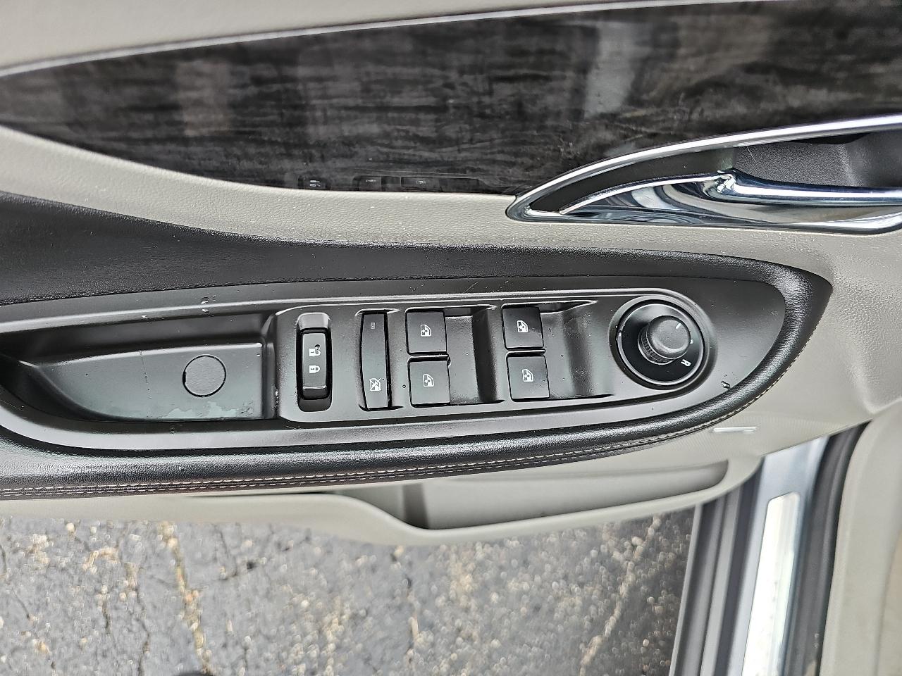 Buick Encore Convenience FWD 2014