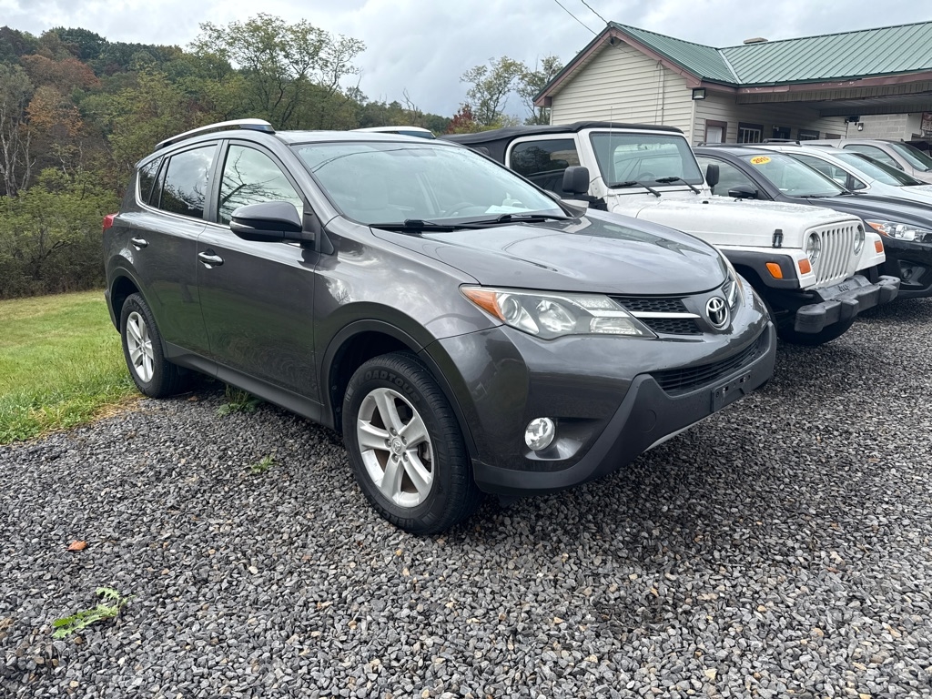 2013 Toyota RAV4 XLE FWD