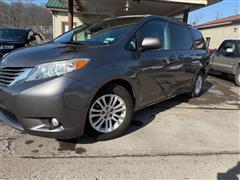 2014 Toyota Sienna 