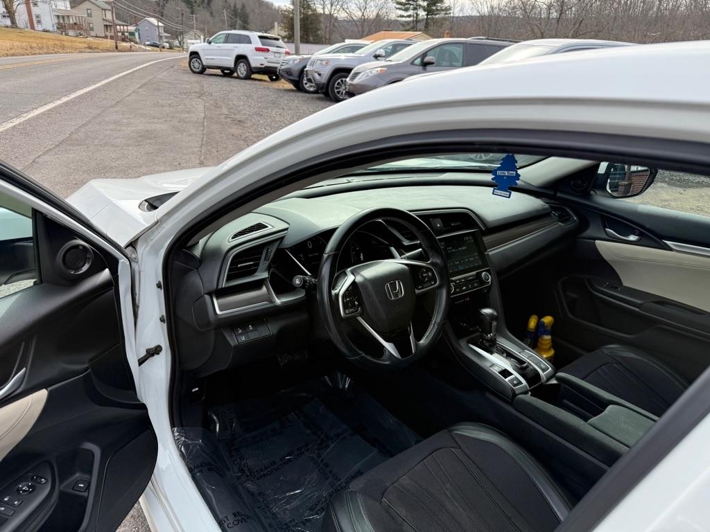 Honda Civic EX-T Sedan CVT 2019