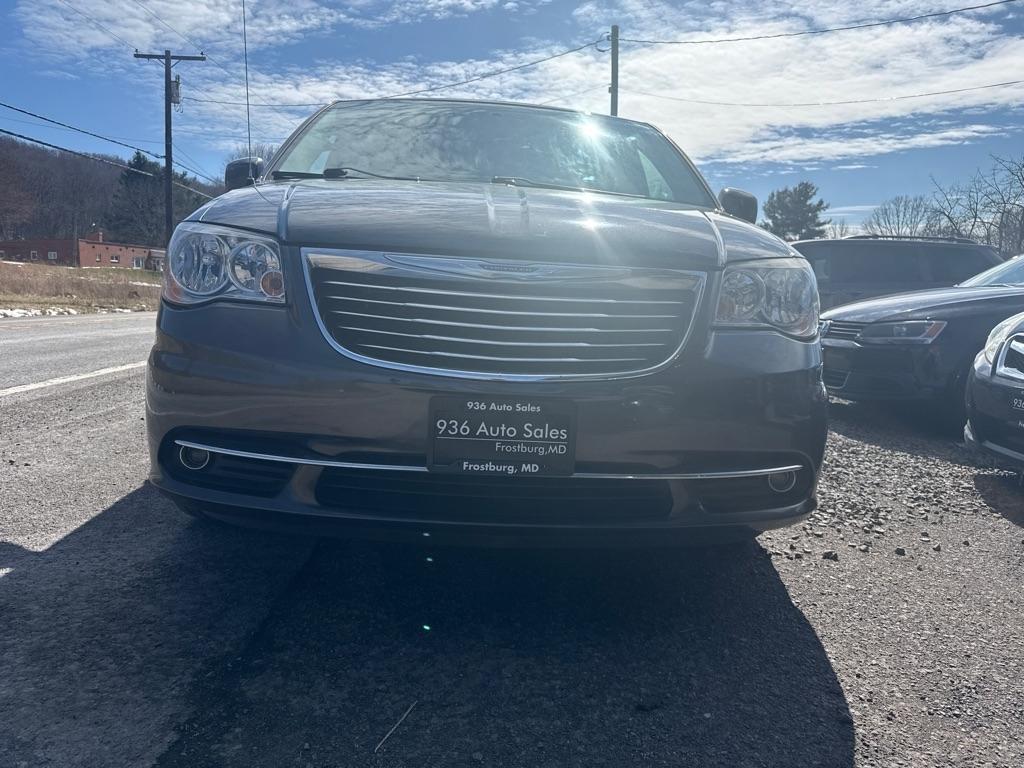 Chrysler Town & Country Touring 2016