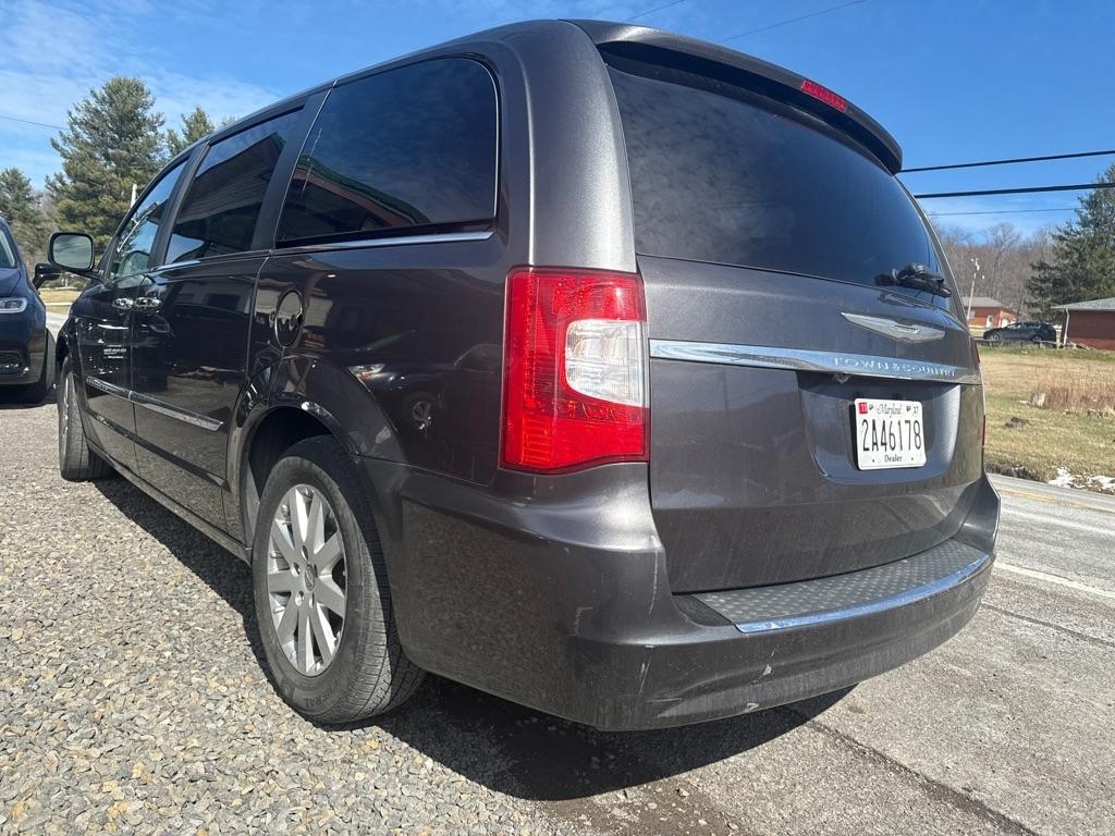 Chrysler Town & Country Touring 2016