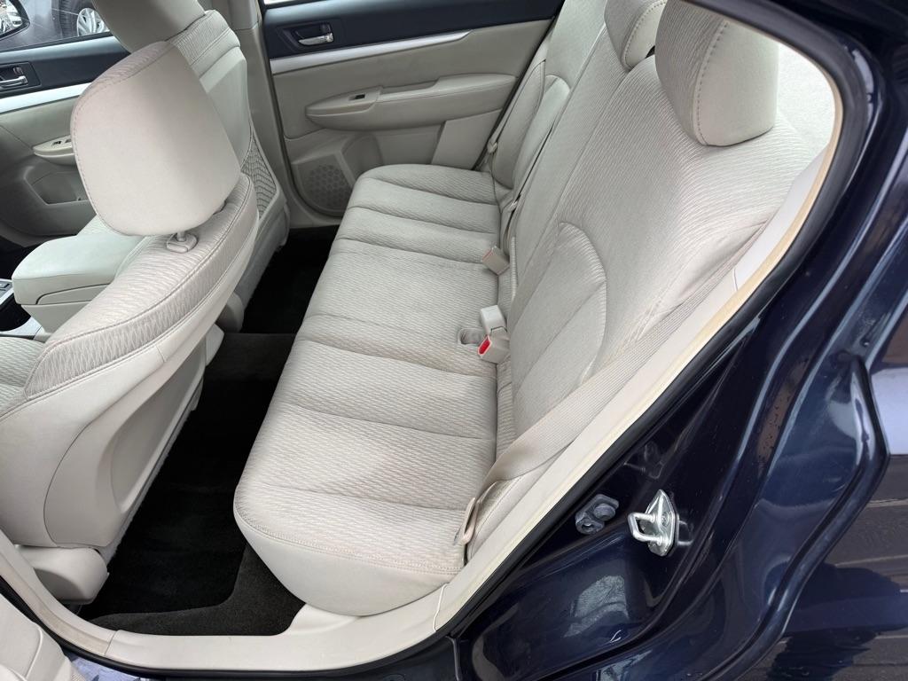 Subaru Legacy 2.5i Premium 2012