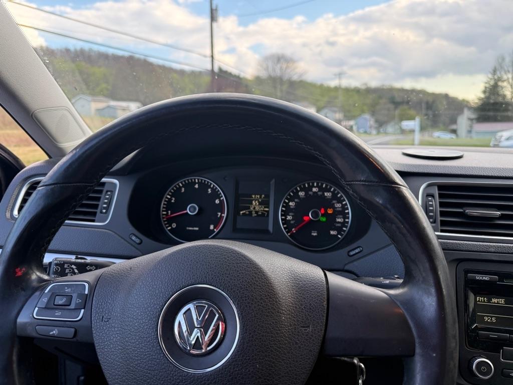 Volkswagen Jetta SE 2013