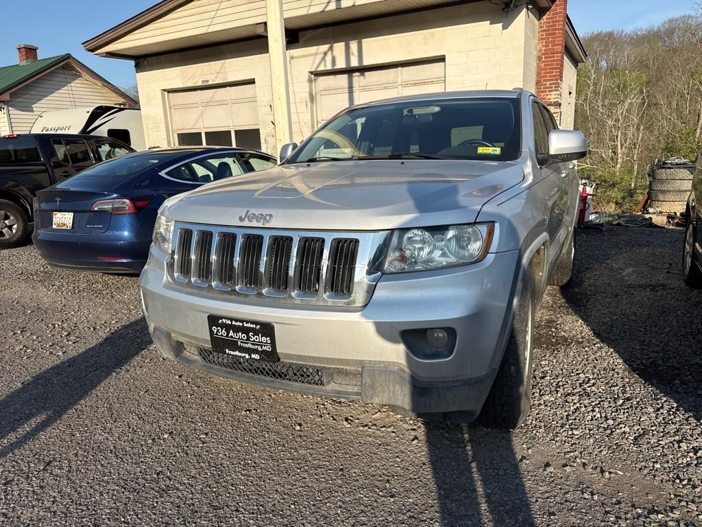 Jeep Grand Cherokee Laredo 4WD 2011