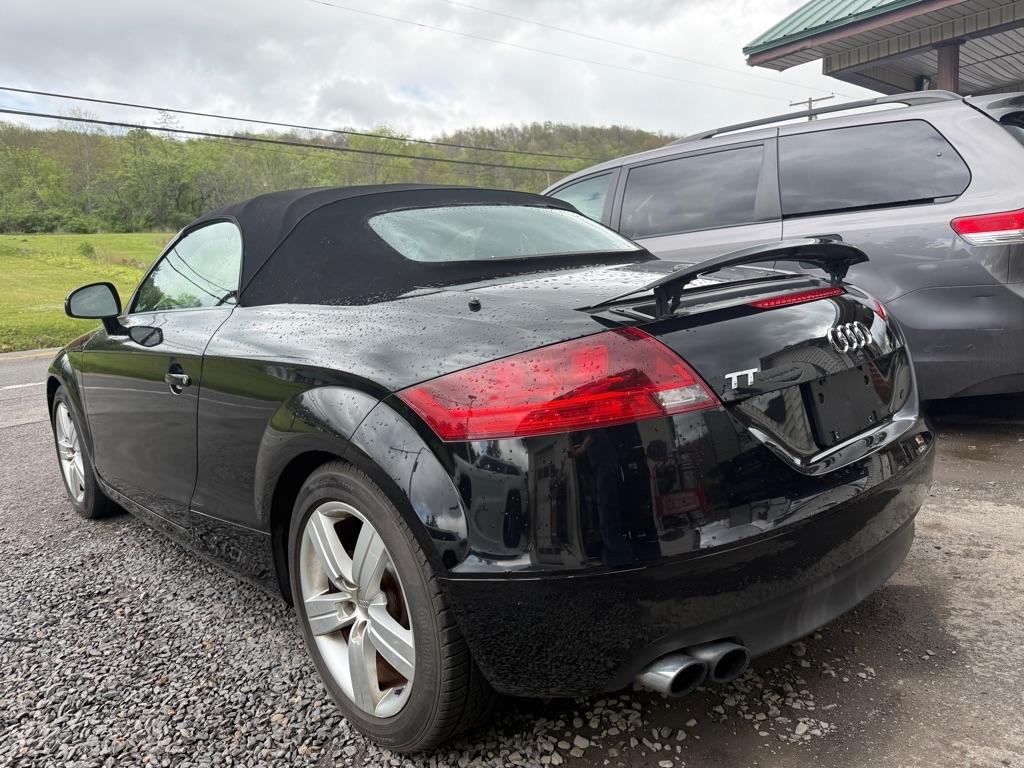Audi TT 2.0T Roadster with S tronic 2009