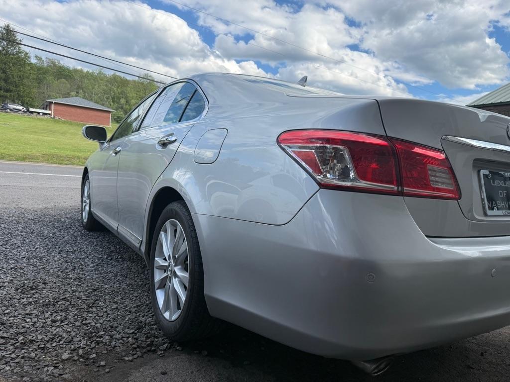 Lexus ES 350 Sedan 2012