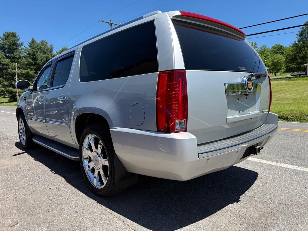 Cadillac Escalade ESV AWD Luxury 2013