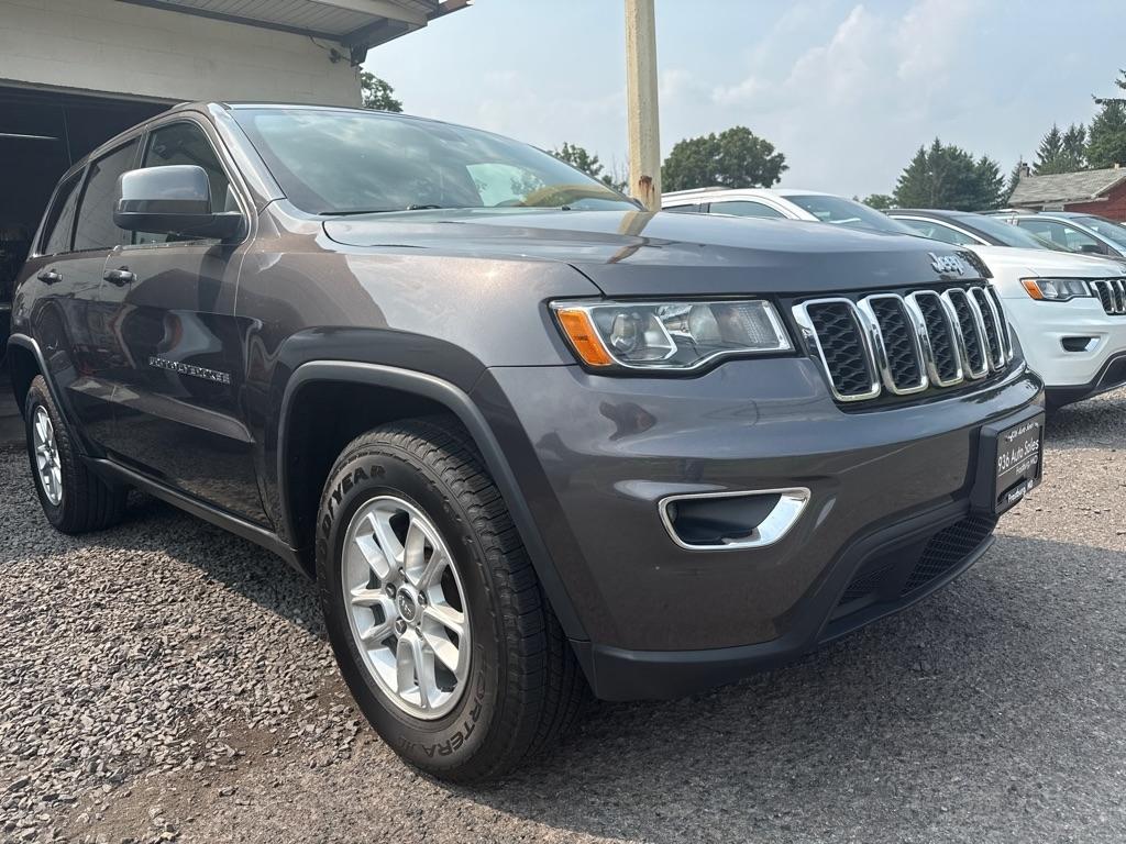 Jeep Grand Cherokee Laredo 4WD 2019