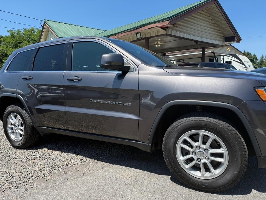Jeep Grand Cherokee Laredo 4WD 2019