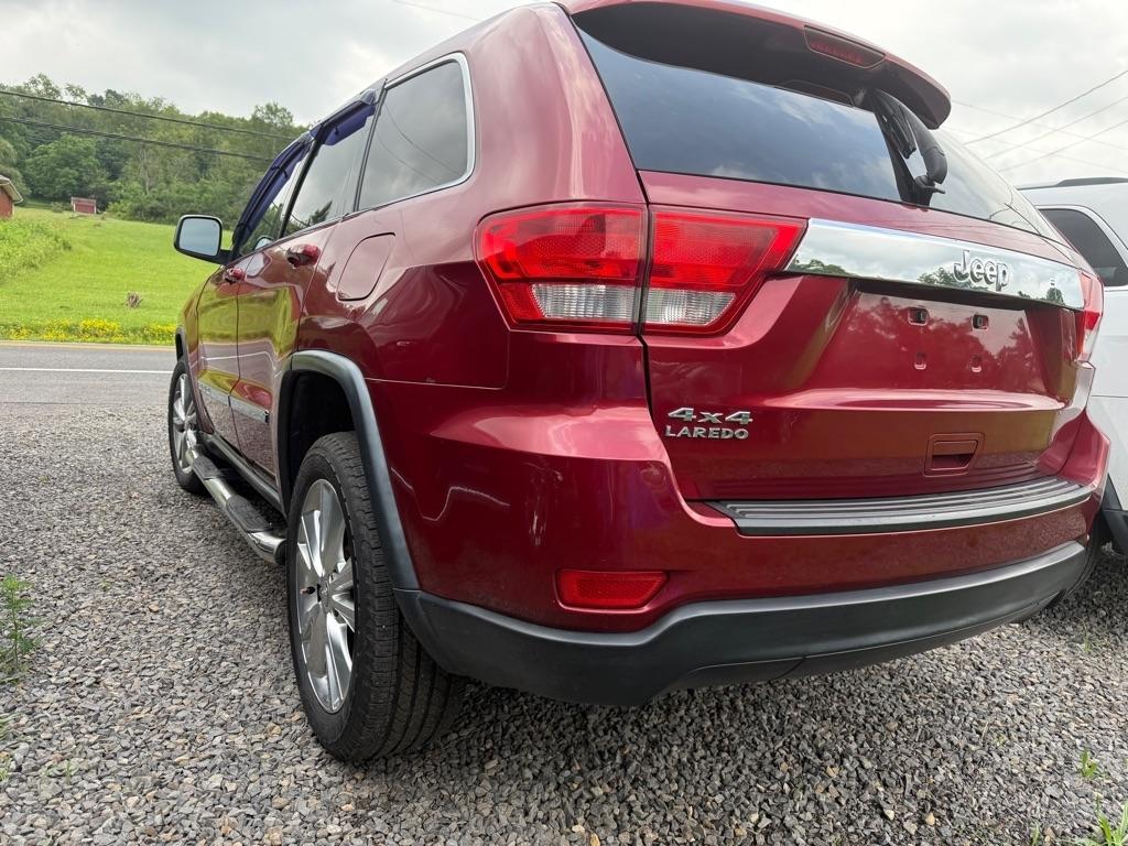 Jeep Grand Cherokee Laredo 4WD 2013