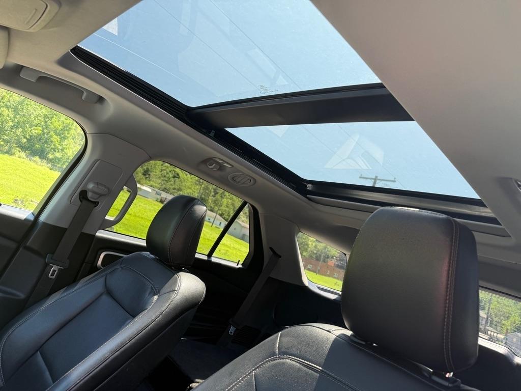 Ford Explorer XLT AWD 2020