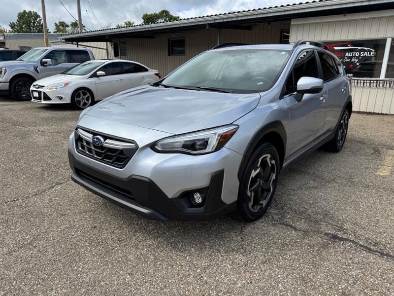2023 Subaru Crosstrek 2.0i Limited photo 3