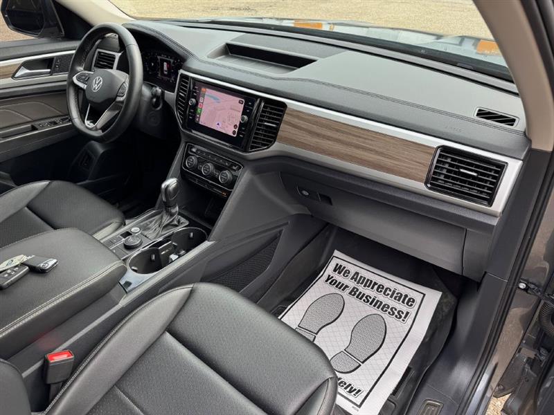 2022 Volkswagen Atlas V6 SEL photo 17