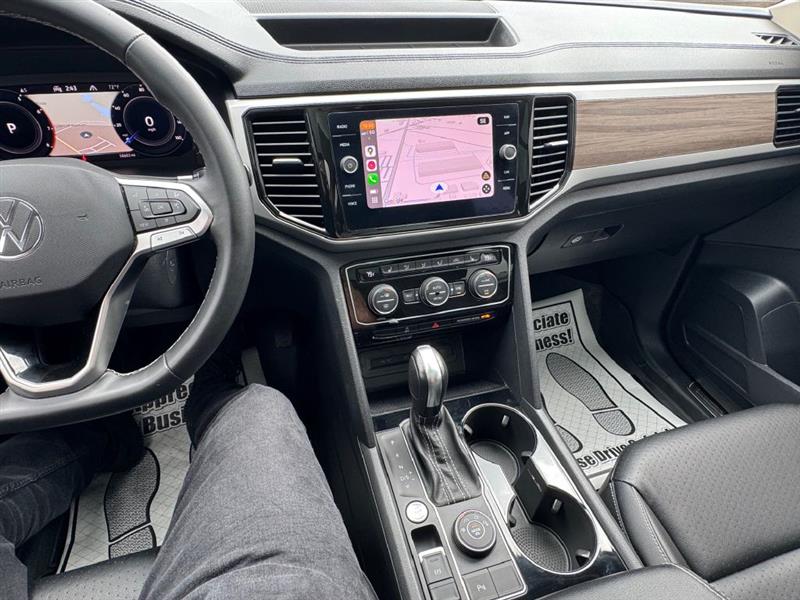 2022 Volkswagen Atlas V6 SEL photo 35
