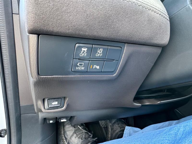 2020 Mazda Mazda6 Signature photo 30