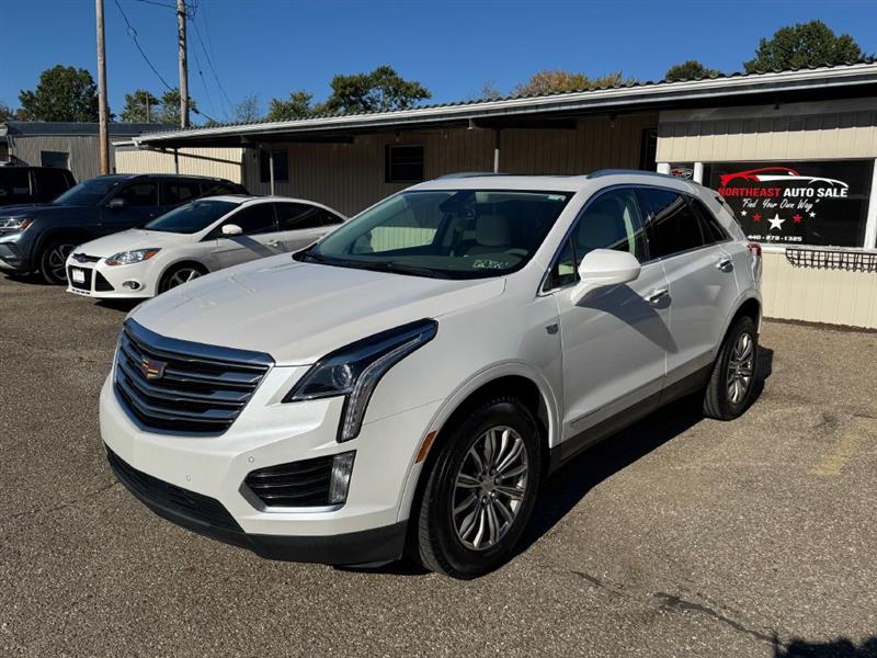 2018 Cadillac XT5 Luxury photo 2