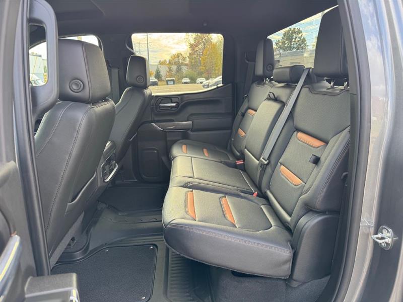 GMC Sierra 1500 AT4 Crew Cab Long Box 4WD 2021 GMC Sierra 1500 AT4 Crew Cab Long Box 4WD 2021