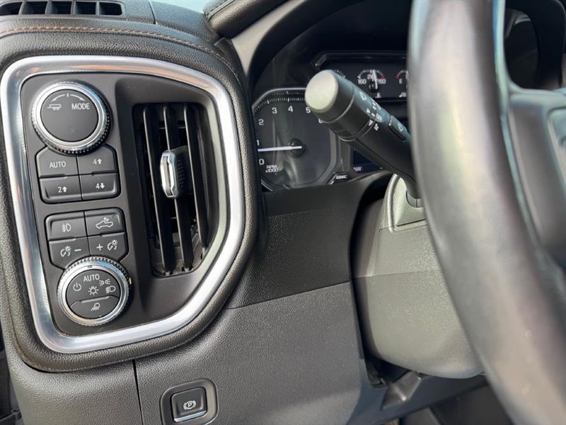 GMC Sierra 1500 AT4 Crew Cab Long Box 4WD 2021 GMC Sierra 1500 AT4 Crew Cab Long Box 4WD 2021