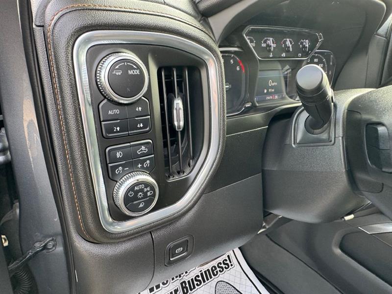 GMC Sierra 1500 AT4 Crew Cab Long Box 4WD 2021 GMC Sierra 1500 AT4 Crew Cab Long Box 4WD 2021