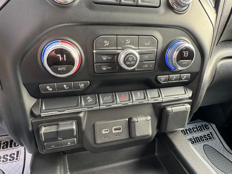 GMC Sierra 1500 AT4 Crew Cab Long Box 4WD 2021 GMC Sierra 1500 AT4 Crew Cab Long Box 4WD 2021