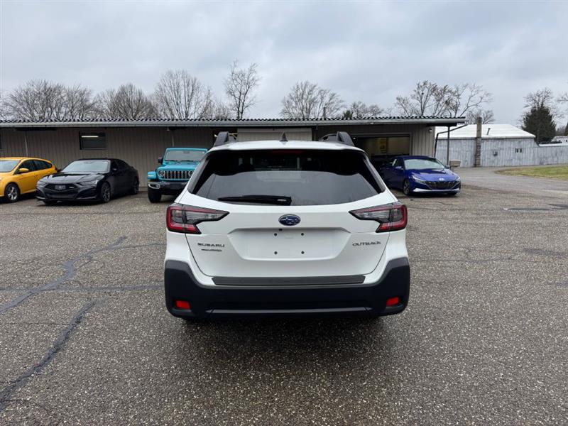 Subaru Outback Premium 2025